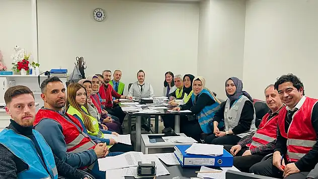 Siirt Eğitim ve Araştırma Hastanesi'nde Deprem ve Yangın Tatbikatı