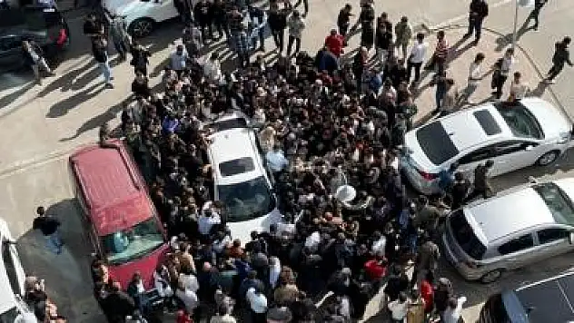 Siirt Eğitim ve Araştırma Hastanesinde 'İşsizlik' İzdihamı!
