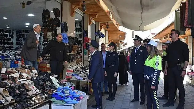 Siirt Emniyet Müdürlüğü'nden Esnaf Ziyareti ve Yardım Çalışmaları