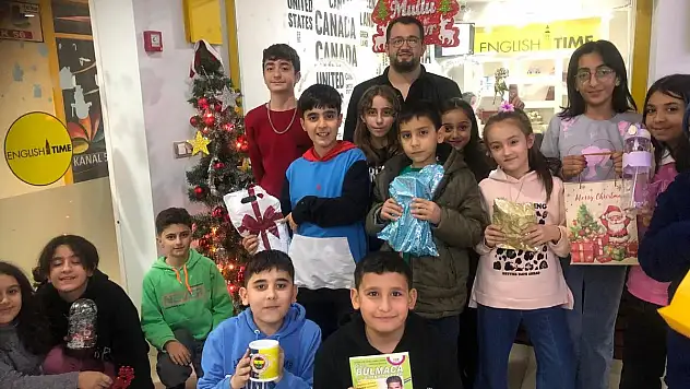 Siirt English Time Şubesi'nden Yeni Yıl Kutlaması