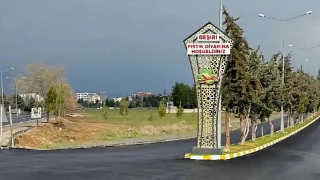 Siirt Fıstığın Kalbi İken, Sloganı Beşiri Attı!