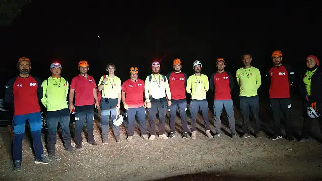 Siirt İHH Arama Kurtarma Ekibi, Antalya'da İki Acil Duruma Anında Müdahale Etti!