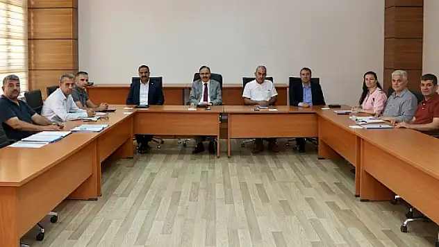 Siirt İl Özel İdaresi'nin Yatırımları, Vali Kızılkaya Başkanlığında Değerlendirildi