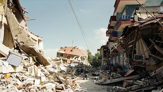 Siirt İnşaat Mühendisleri Odası'ndan Deprem Açıklaması: 'Afetler Önlenebilir'