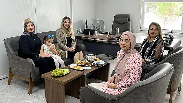 Siirt Kurtalan Kaymakamının Eşinden ÇATOM'a Ziyaret