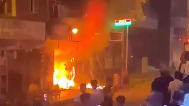 Siirt, Kurtalan'da Bir İş Yerinde Büyük Yangın!