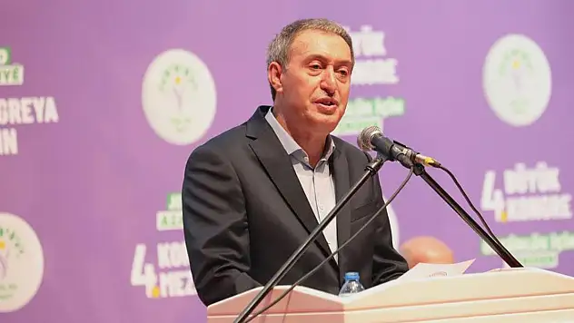 Siirt Milletvekili ve DEM Parti Genel Başkan Tuncer Bakırhan'dan Van Belediye Başkanlığı İle İlgili Açıklama