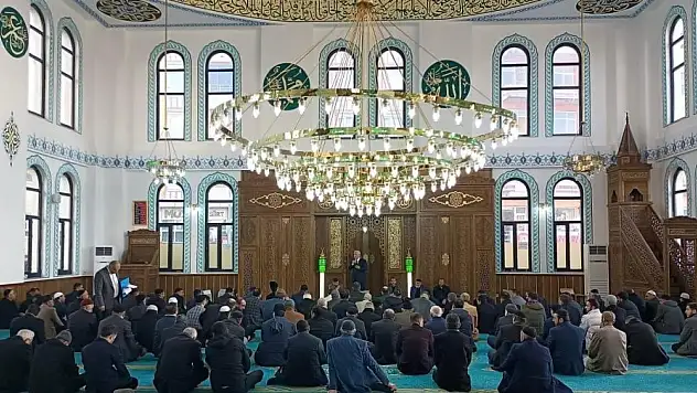Siirt Müftüsü Şakir Pinal Personel İle Yıl Sonu Değerlendirme Toplantısı Gerçekleştirdi