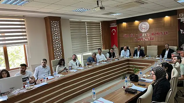 Siirt'te ''Afet ve Acil Durumlarda Psikososyal Destek'' Toplantısı Düzenlendi