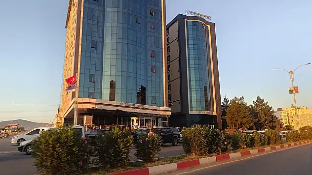 Siirt'te Barden Otel Mevkiinde İntihar Girişimi: Geniş Güvenlik Önlemleri Alındı