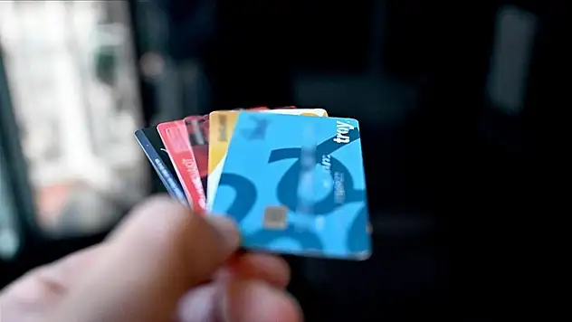 Siirt'te Doktora Ait Kredi Kartını Kullanan 3 Kişi Gözaltına Alındı