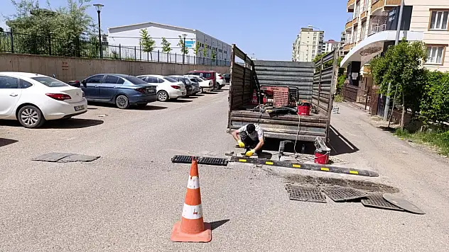 Siirt'te Trafik Güvenliği İçin Harekete Geçildi: Duraklar Yenileniyor, Kasise Yeni Düzenleme