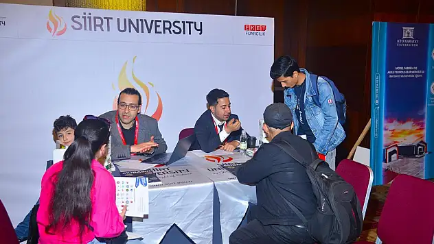 Siirt Üniversitesi Azerbaycan Eğitim Fuarında Temsil Edildi