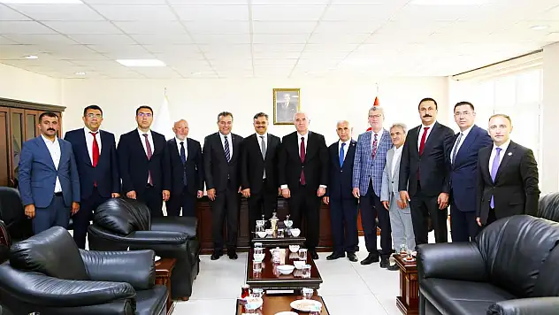 Siirt Üniversitesi Kamu Denetçiliği Kurumu Heyetini Ağırladı
