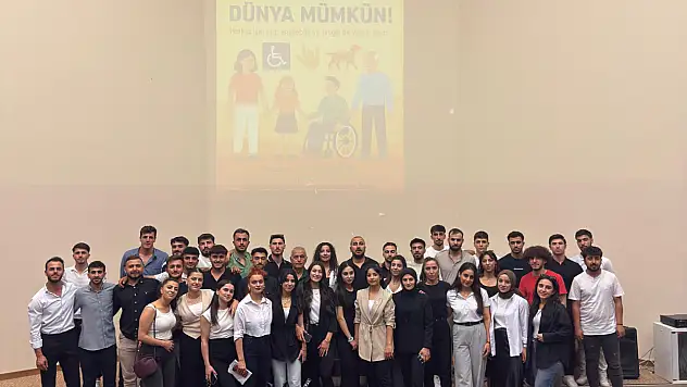 Siirt Üniversitesi Öğrencilerinden Örnek Dayanışma: Akülü Sandalye Bağışladılar