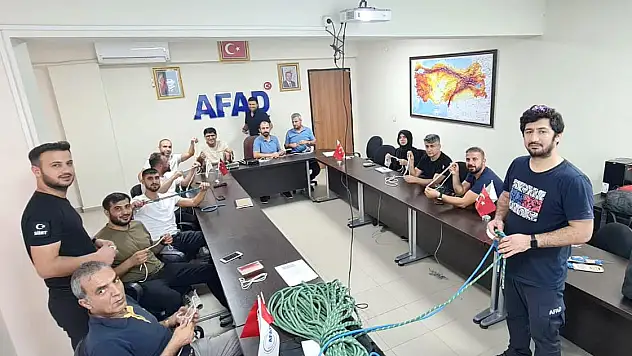 Siirt Üniversitesi'nin Arama Kurtarma Takımı Eğitimlerini Tamamladı