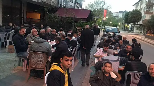 SİİRT VAKFI YALOVA ŞUBESİNİN İFTAR PROGRAMINA YOĞUN İLGİ