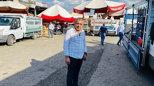 Siirt Yaş Sebze ve Meyve Komisyoncuları Derneği Başkanı Aydar: 'Sebze Halinde Tartışmalar Bitmiyor' (VİDEOLU HABER)