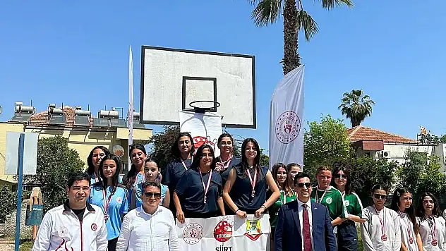 Siirtli Bocce Sporcularından Antalya'da Büyük Başarı