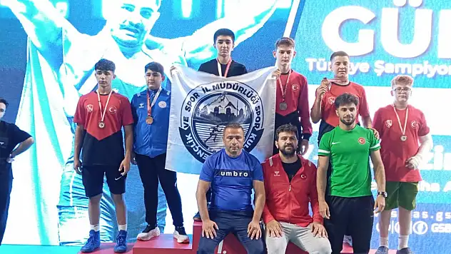 Siirtli Güreşçilerden Türkiye Şampiyonasında Başarı