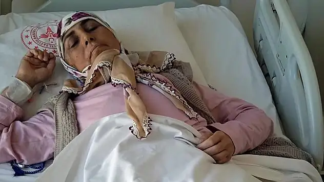 Siirtli Hasta Kadın, Yaşama Tutunmak İçin Yardım Bekliyor