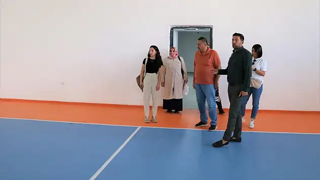 Siirtli Milli Sporcu, Evin Demirhan Yavuz'un Adı Bakanlık Onayıyla Çok Amaçlı Spor Salonuna Veriliyor