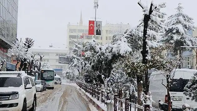SİİRTLİLER DİKKAT! CUMARTESİ GÜNÜNDEN İTİBAREN KAR YÜZÜNÜ GÖSTERECEK