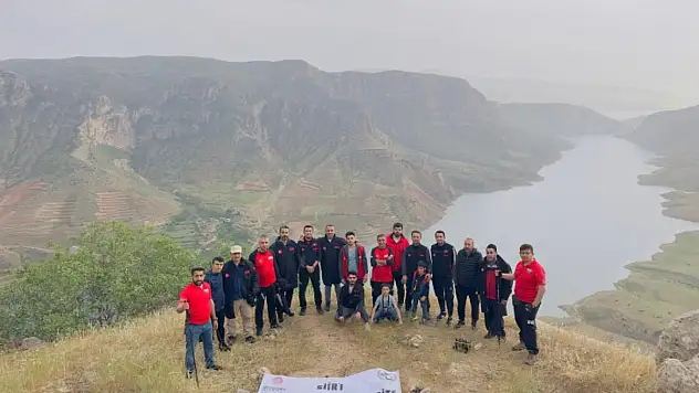 Siirt'te 23 Kişilik Gönüllü Ekip, Olası Afet Durumlarına Hazırlık İçin Botan Vadisi'nde Kamp Yaptı