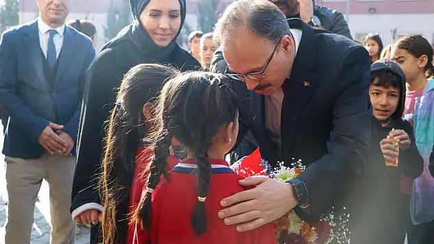 Siirt'te 576 Okulda Okuyan 92300 Öğrenci, ve 57009 Öğretmen Ara Tatilde
