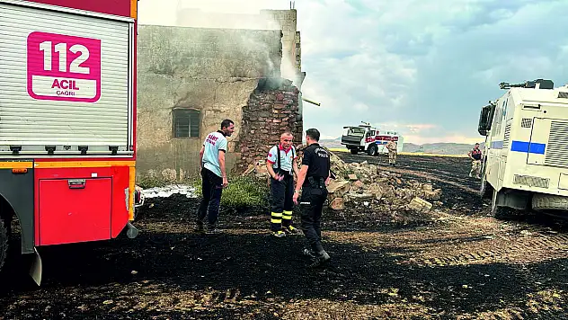 Siirt'te Aynı Anda Çıkan İki Anız Yangını İle İlgili Vali Kızılkaya'dan Açıklama