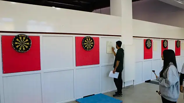 Siirt'te Dart Müsabakaları Başladı