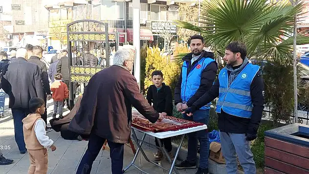 Siirt'te Filistinli Kardeşlerimizin Sevincine Ortak Olundu