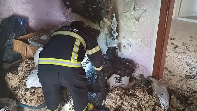 Siirt'te Müstakil Bir Evde Çıkan Yangını İtfaiye Söndürdü