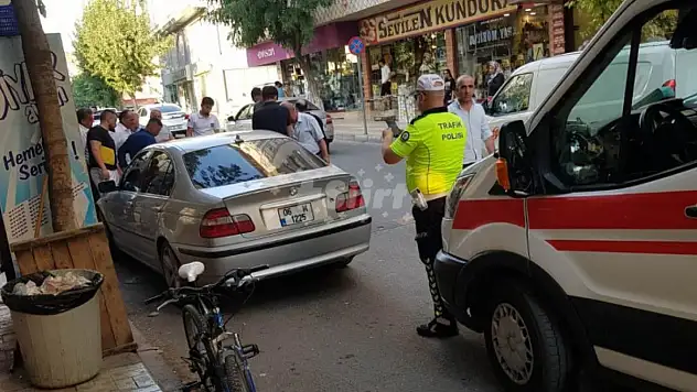 Siirt'te Otomobil Çarpan Genç Kadın Yaralandı
