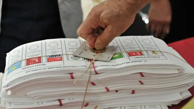 SİİRT'TE SEÇİME GİRECEK SİYASİ PARTİLERİN LİSTESİ BELLİ OLDU!