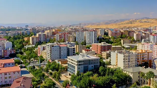 SİİRT'TE VATANDAŞLAR MÜSTAKİL KONUTA YÖNELDİ