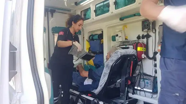 Siirt'te Yangın Söndürme Çalışmasına Yardım Eden Vatandaş Rahatsızlandı!