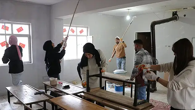 Siirt'teki Okullara Yenilikler Kazandıran, Gönüllü Öğretmenler ve Öğrenciler!