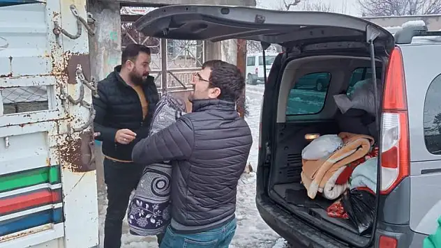 SİYASİ PARTİLERDE YARDIM ÇALIŞMALARI