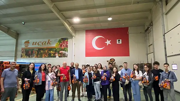 Tarım Sektörünün Geleceği Olacak Gençler, Tarım İşletmesi Tozunu Yuttular