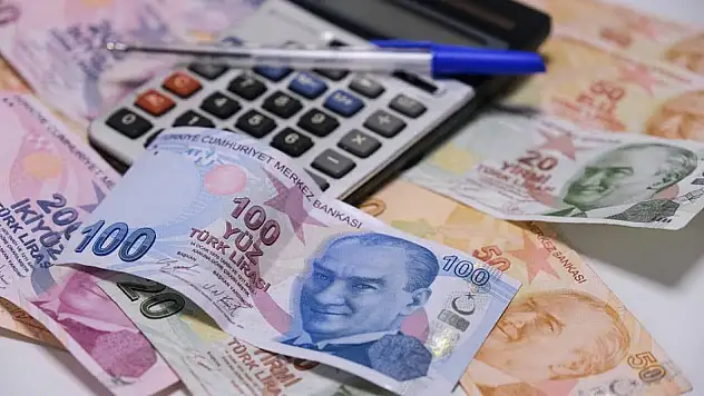 Temmuzda Öğretmen Maaşlarına Zam Geliyor: Derecelere Göre Yeni Tahmini Rakamlar Belli Oldu