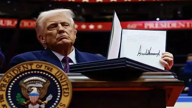 Trump'tan AB ve Meksika'ya Yüzde 30 Tarife Kararı