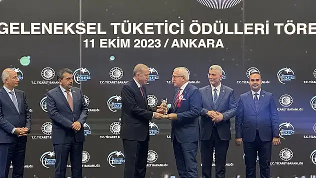 Tüketici Memnuniyetini İlke Edinen Firma Ödülü Aksa Doğalgaz'ın