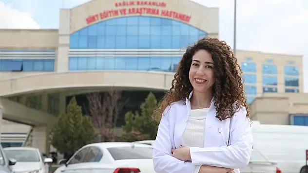 Uzm.Dr.Ecem Kaya'nın Hastane Odasında Kurduğu Hayal, Doktorluk Koltuğunda Gerçek Oldu