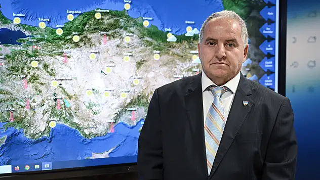 Uzmandan Sıcak Hava Uyarısı: 'Bu Hafta Da Kavurucu Geçecek'