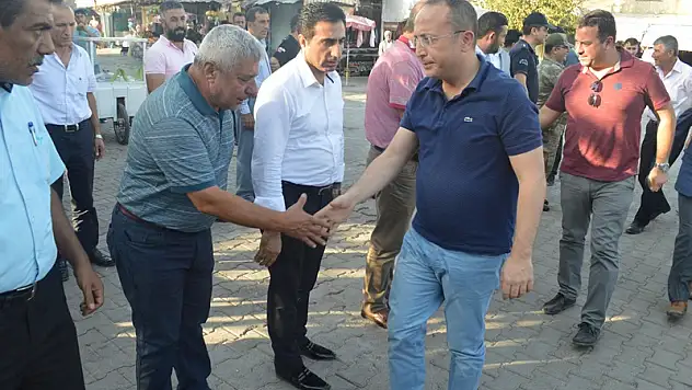 VALİ ATİK, VEYSEL KARANİ BELDESİNDE VATANDAŞLARLA BİR ARAYA GELDİ