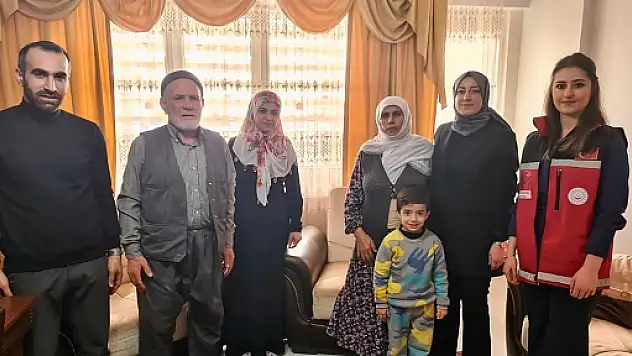 Vali Eşi Nurten Kızılkaya'dan Gazi Ailesine Ziyaret