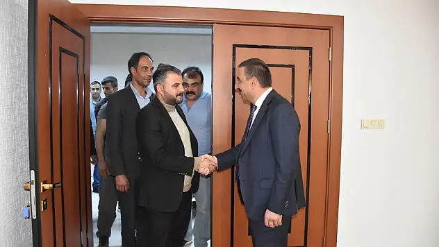 VALİ HACIBEKTAŞOĞLU, VATANDAŞLARIN SORUN VE TALEPLERİNİ DİNLEDİ
