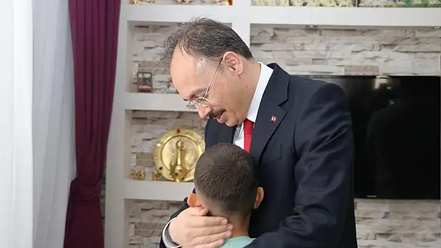 Vali Kızılkaya, Ramazan Bayramında Şehit Ailelerini Yalnız Bırakmadı