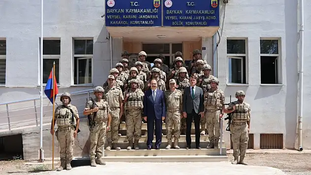 Vali Kızılkaya, Veysel Karani Jandarma Karakol Komutanlığını Ziyaret Etti